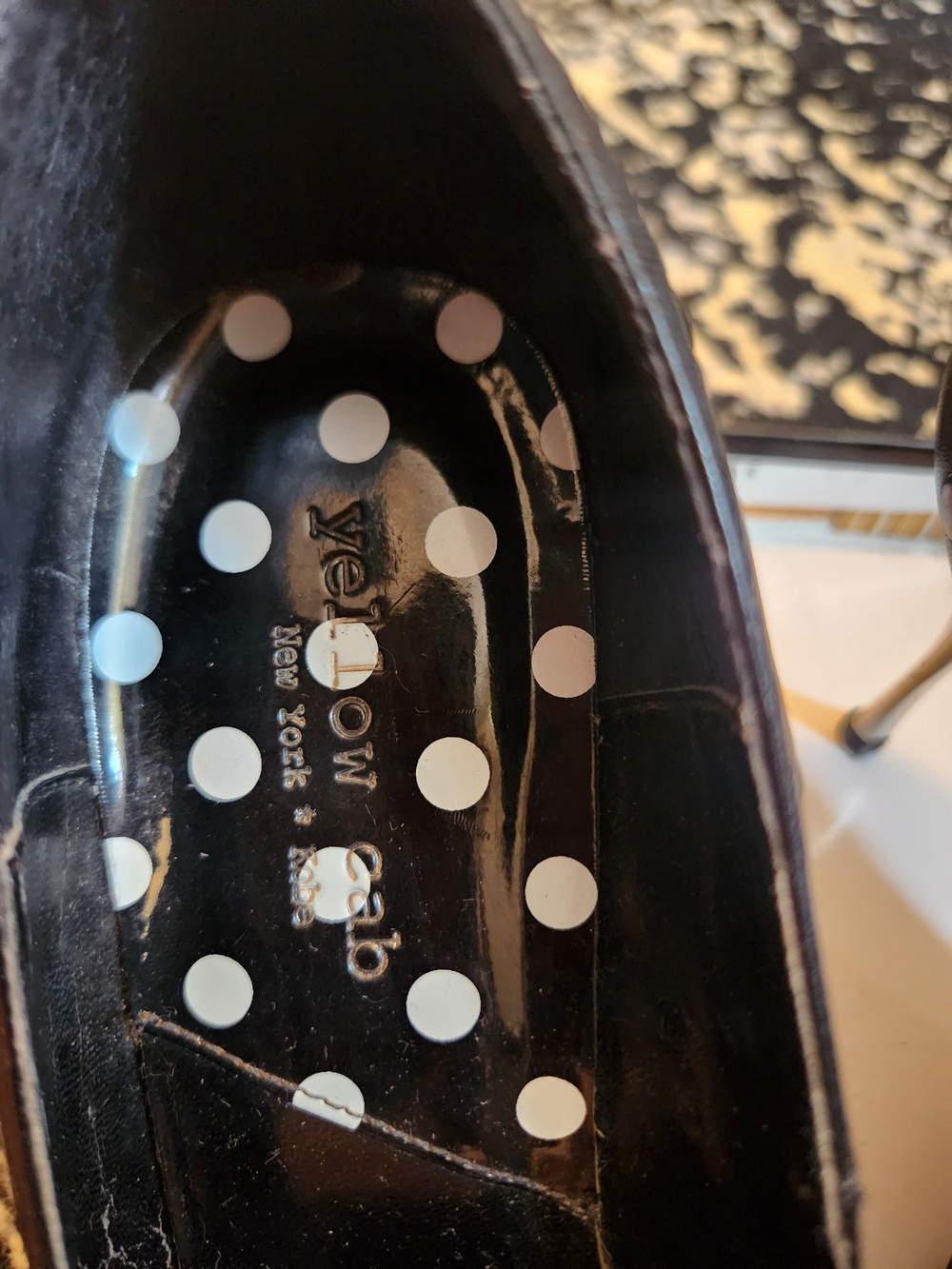 Yellow Cab New York Vintage Black Studded Pointed-Toe Stiletto Pumps Size 9 - Picture 8 of 11